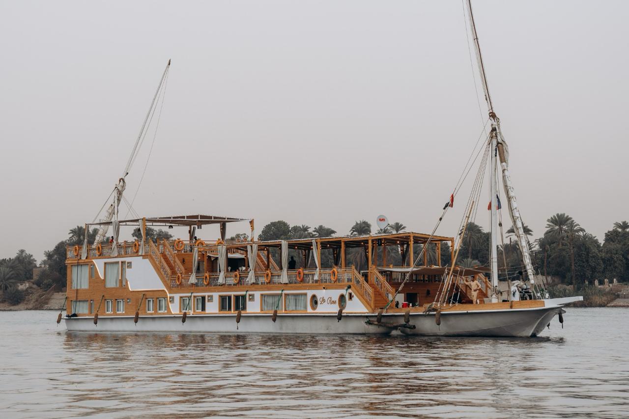 La Rose Dahabiya sailing on the Nile